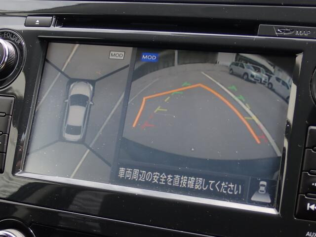 見た目がスッキリ埋め込み式ETC、安全装備もついています。