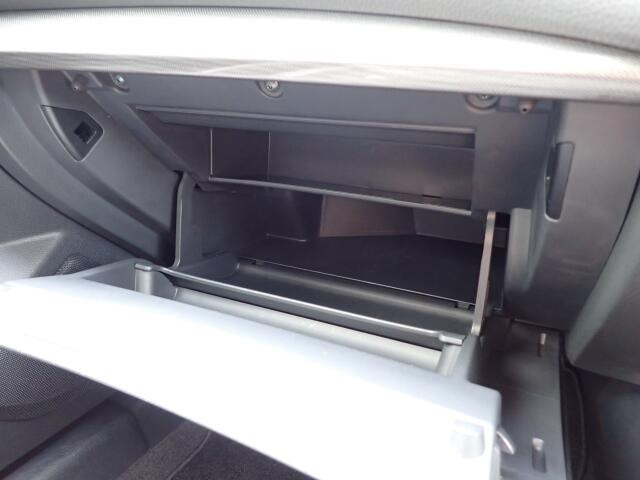 純正アルミホイール装備です。