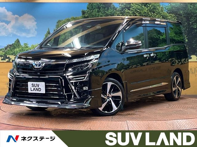 ヴォクシー(トヨタ) 1.8 ハイブリッド ZS 煌III 中古車画像