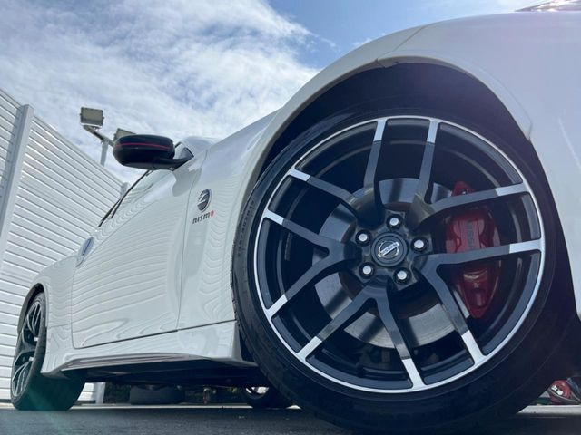 �y����RAYS��19�C���`�A���~�z�C�[���z��l�C���[�J�[�̃z�C�[���𑕔���y�ʁE���d�x�̃A���~�z�C�[���́A�n���h�����O�E�����ȂǁA����̎������サ�Ă���܂���