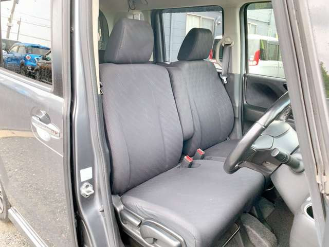 当店では軽自動車から普通車まで幅広くオールメーカーの車種・色・グレードを豊富に揃えております。