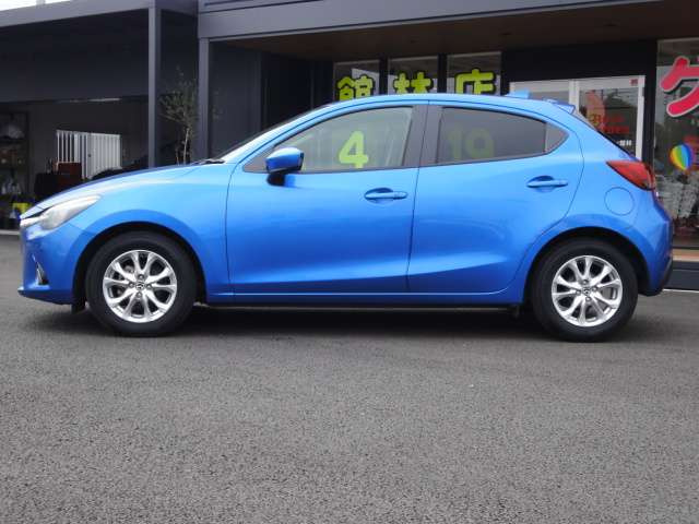 デミオ1.3 13S ツーリング