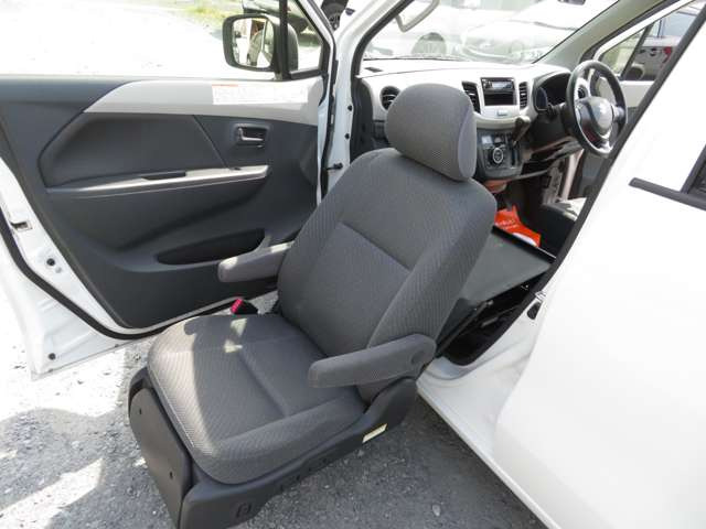 ワゴンRウィズ 昇降シート車 4WD