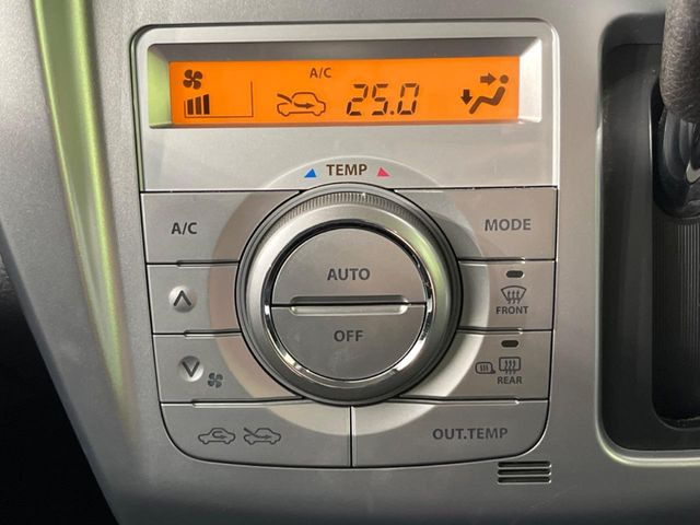 �y�I�[�g�G�A�R���z��x���D�݂̉��x�ɐݒ肷��΁A�ԓ��̉��x�����m�����ʂ≷�x�������Œ����B����&hellip;����&hellip;�Ɖ��x���X�C�b�`���������K�v�͂���܂���B���K�Ȏԓ���Ԃɂ͕K�{�̋@�\�ł��ˁ�