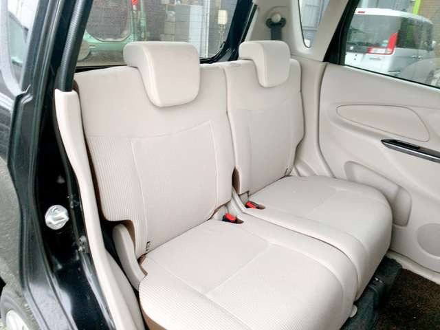 当店では厳選したお車を毎月100台以上の仕入れを行ない、お得な価格で皆様にご提供させて頂いております♪