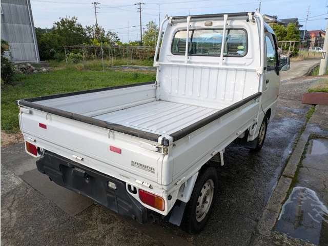 サンバートラックTB 4WD