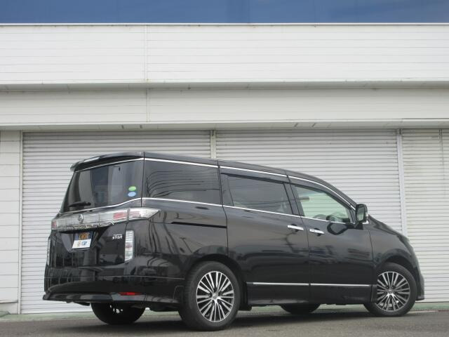 AIS����:���X�ł̓g���^�E�z���_�E�j�b�T���E�}�c�_�E�X�o�����[�J�[�n�̒��ÎԎ��Ɖ�Ђƕ��В�g��Ђ�6�Ђœ��ꂳ�ꂽ�u�]����v�u������v�ɑ���A�����Ɍ����]�������M���̂����鍸������{�B