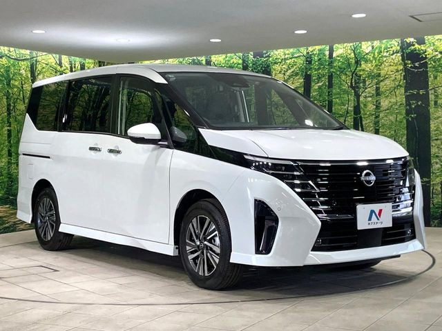 大好評のボディコーティング「弾スプラッシュコート」もご納車までに施工可能。通常のガラスコートと異なる、耐久年数6年の無機質ガラスコーティングが、ボディをキレイな状態に保ってくれます。