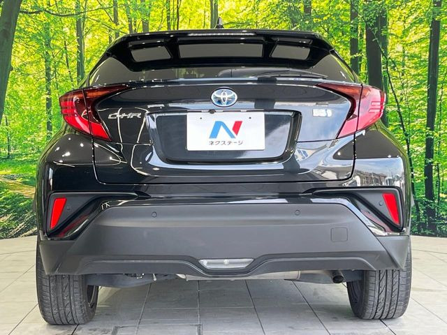 安心の最長10年・走行無制限保証(有償)をご用意。保証内容も充実はもちろん、無料点検&オイル交換や、年中無休の全国・24時間ロードサービスも付帯されておりますのでご安心下さい。