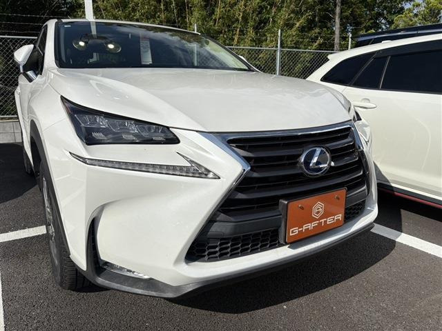 NX(レクサス) 300h バージョンL　純正ナビTV3眼LED電動Rゲート黒革シート 中古車画像