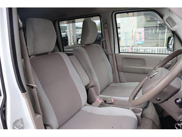 当店はアクセス多数の全国人気上位店♪遠方でも毎月多数の販売をしています!ユーザーレビューにて当店の評価をご覧下さい!誠実に親切に対応します!300台の大型在庫で皆様に合ったお車を提案できます♪