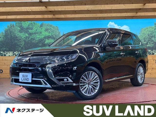 アウトランダーPHEV(三菱) 2.4 G 4WD 中古車画像