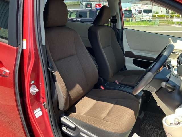 シートリフター付き!座面の高さ調整ができます!