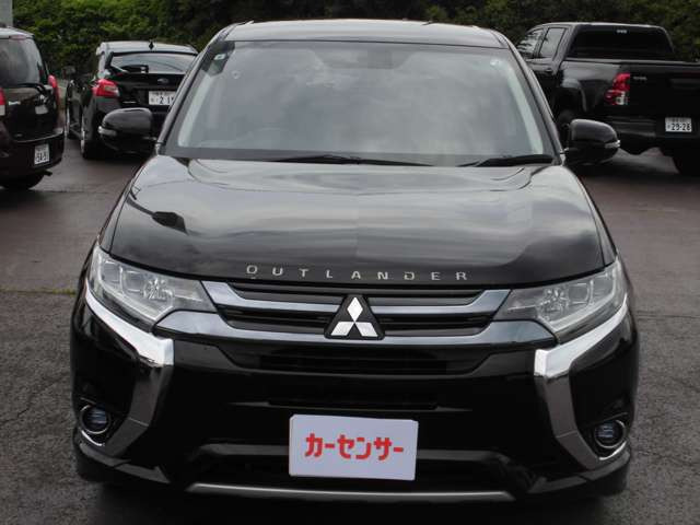 アウトランダーPHEV2.0 G ナビパッケージ 4WD