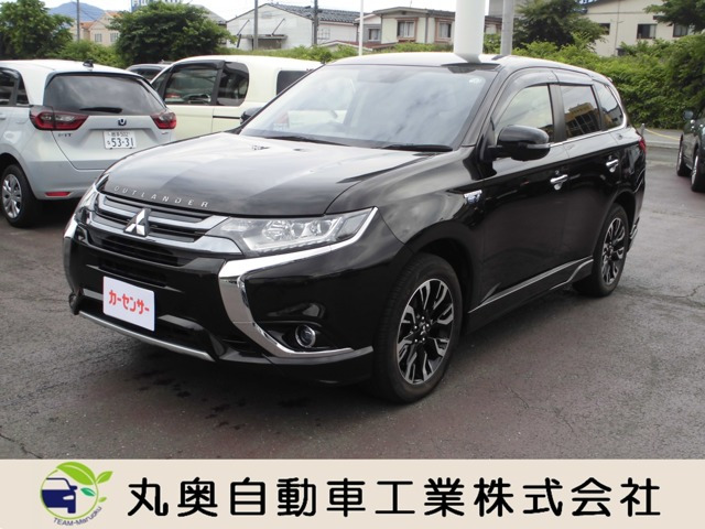 アウトランダーPHEV2.0 G ナビパッケージ 4WD