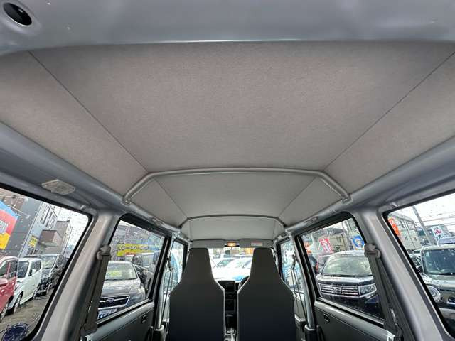 ���X�܂œ��ЃX�^�b�t���S�����߂Ĕ��������e�i���X�v���܂�!