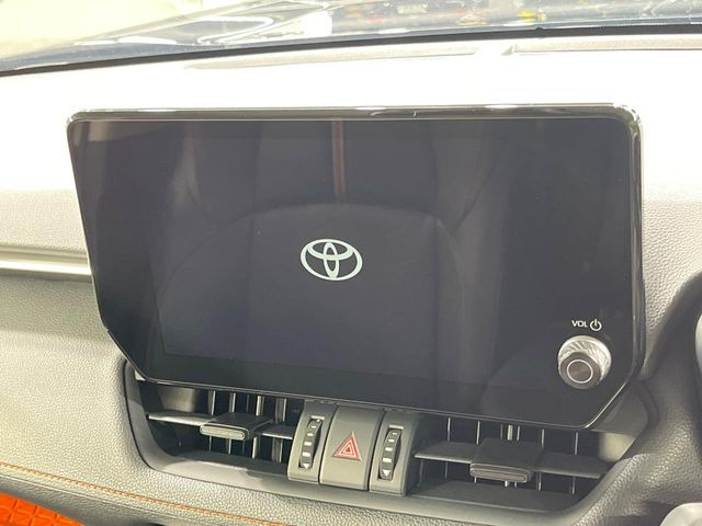 �y10.5�C���`�i�r�z�������ƃC���p�N�g�̂�����ʃi�r�𑕔��B�e��I�[�f�B�I����͂������A�X�}�z�A�g���ł��闘�֐��̍����i�r�ł���