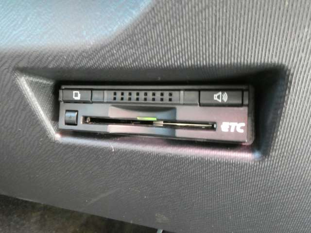 今では当たり前のETC♪高速道路の料金所も楽々通過!!