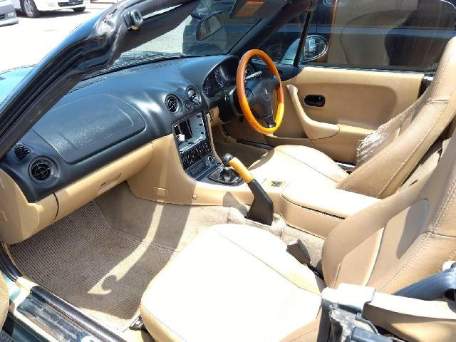 ロードスター1.8 VS