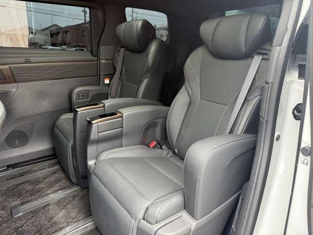 �����Ō��Ԃ����ɗ��鎖���o���Ȃ����q�l�͂����k���������܂����C�ɂȂ镔���͎ʐ^��������v���܂���