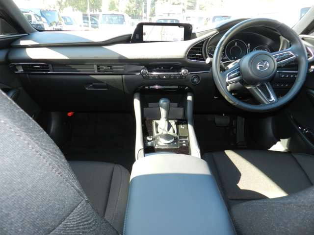 MAZDA3ファストバック1.8 XD プロアクティブ