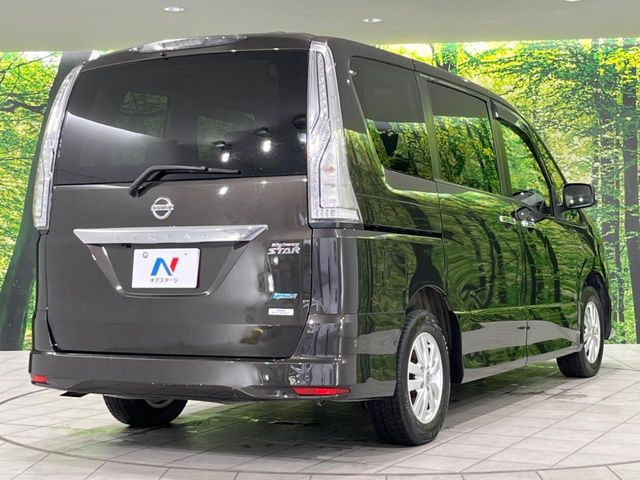 ☆全国のネクステージからお取り寄せが可能※!遠方の店舗に展示してあるクルマが気になる場合も、最寄りの店舗でご覧いただくことが可能です!是非私たちに要望をお聞かせください!※別途費用