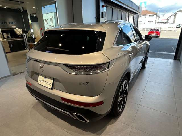 DS7クロスバックE-TENSE