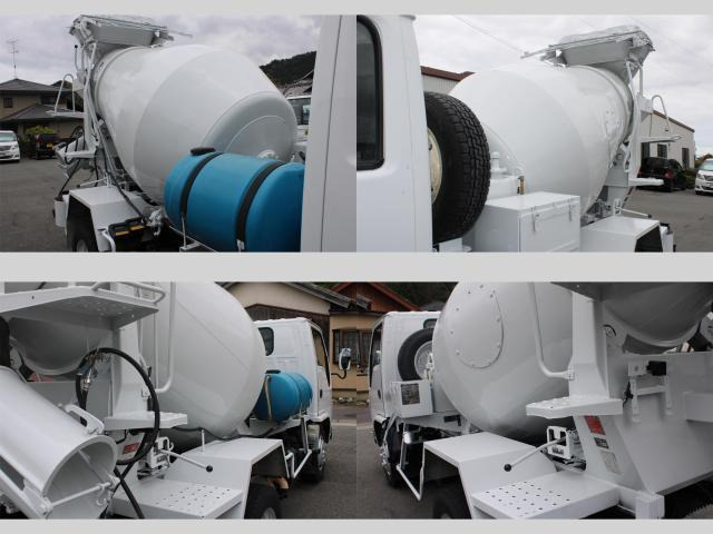 ご覧頂きまして誠に有難うございます!!是非ご来店して頂き、実際にご覧になって頂ければと思います。お客様からのご連絡をスタッフ一同、心よりお待ちしております