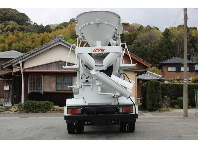 お車の知識がなくても大丈夫です!皆様のご来店をスタッフ一同、心よりお待ちしております。