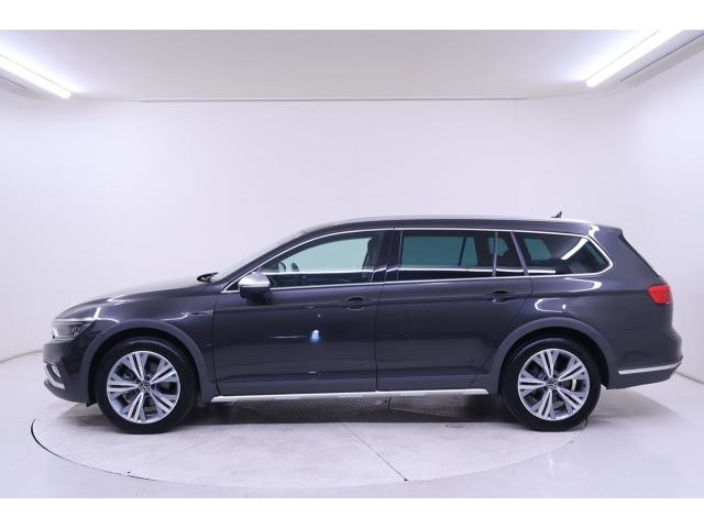 パサートオールトラックTDI 4モーション アドバンス ディーゼル 4WD