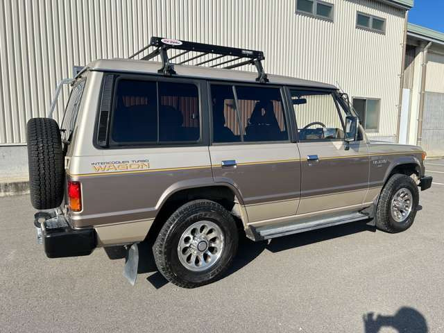 パジェロ2.5 ミッドルーフ エクシード ディーゼル 4WD
