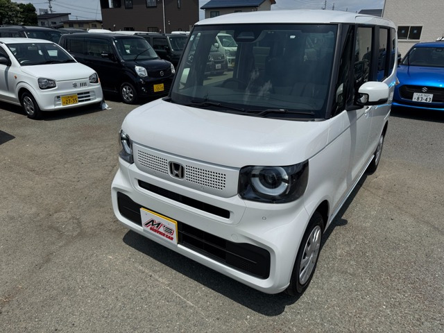 N-BOX(ホンダ) ベースグレード 4WD　クルコン オートライト TYPE-C充電 中古車画像