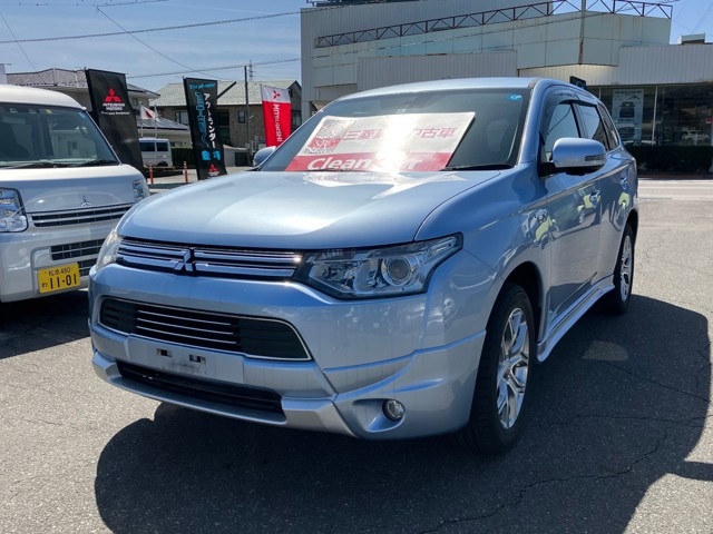 アウトランダーPHEV2.0 G ナビパッケージ 4WD