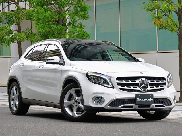 GLAクラスGLA220 4マチック 4WD