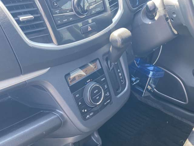 1�����P�ʂ̃J�[���[�X���\�ɂȂ��Ă���܂��̂Ő��񂲑��k���������B