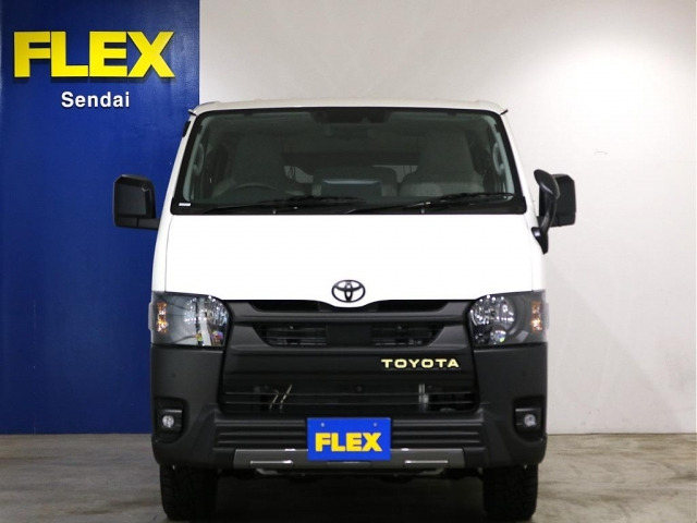 ハイエースバン2.8 DX ロング ディーゼル 4WD