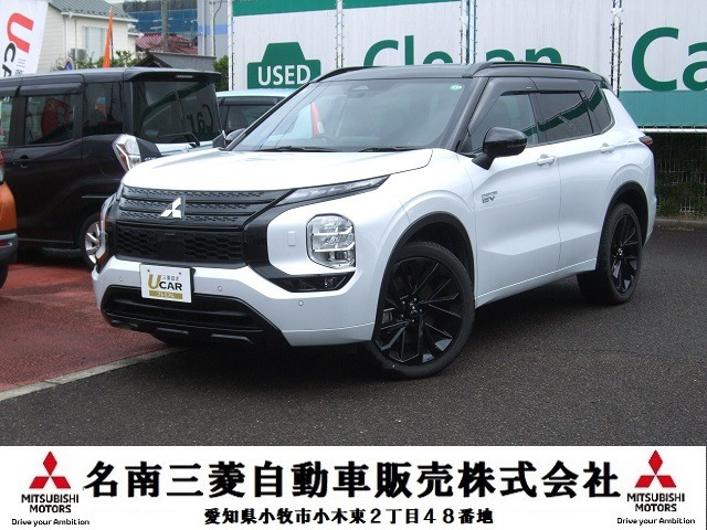 アウトランダーPHEV 2.4 ブラック エディション 4WD