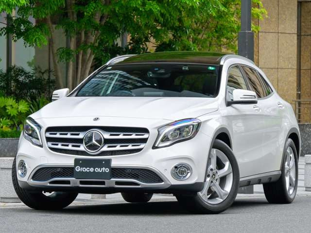 GLAクラスGLA220 4マチック 4WD