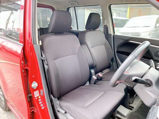 当店では軽自動車から普通車まで幅広くオールメーカーの車種・色・グレードを豊富に揃えております。