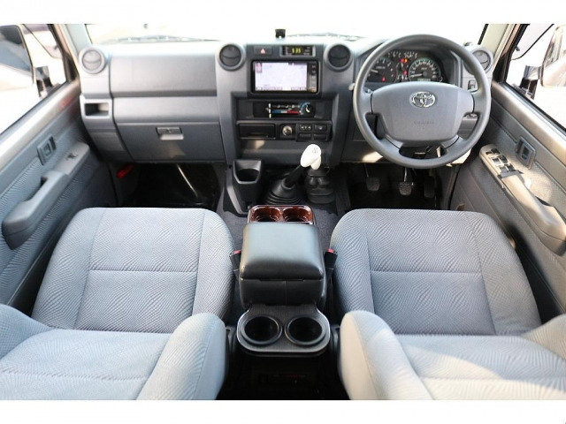 ランドクルーザー704.0 4WD