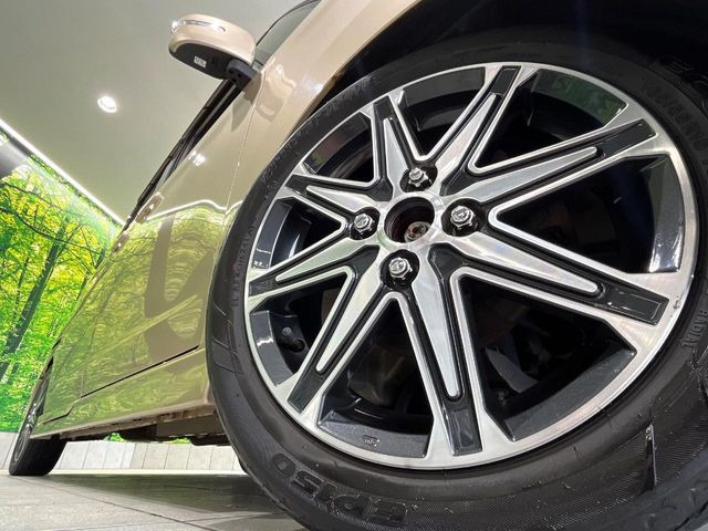 �y15�C���`�A���~�z�C�[���z�O�ςɃ}�b�`�����A���~�z�C�[���𑕒����Ă���܂��B�e��A���~�z�C�[����A�X�^�b�h���X�^�C�����戵�����Ă���܂��B���񂲑��k����������