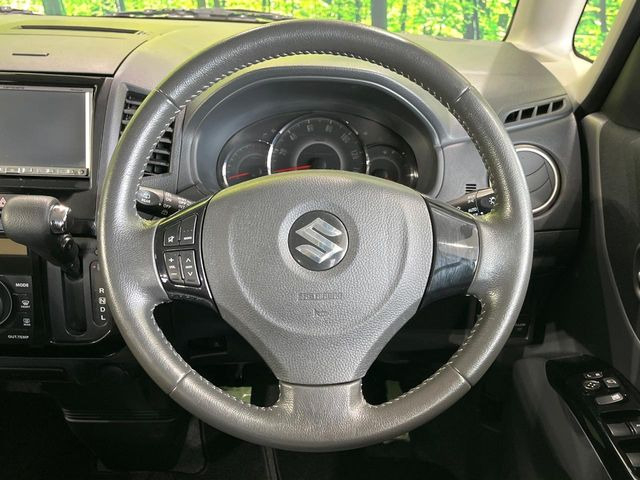 �y�����v�����X�e�A�����O�z�㎿�Ȋv���g�p���邱�ƂŁA��ɂ����������݂ƂĂ��^�]���₷���n���h���ł���