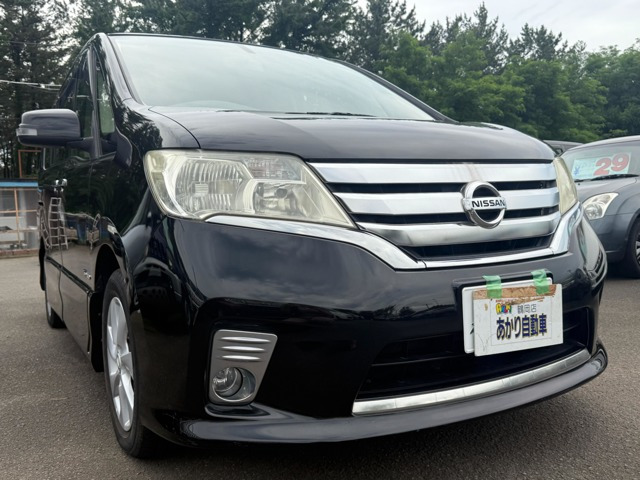 セレナ2.0 ハイウェイスター S-HYBRID