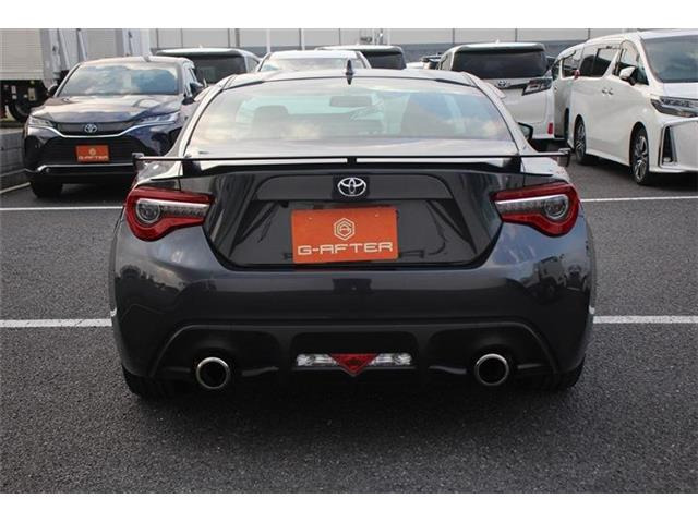 ���Ǝҗl�ւ̔̔��͂��f�肳���Ă��������܂��B �Ԍ������ԗ��̏ꍇ�́A�Ԍ����擾�������x�������z�ŕ\�����Ă���܂��B