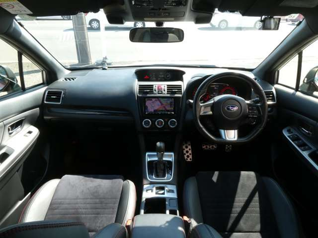 �i�����ꂽ�C���p�l����́A�X�^�C���b�V�������쐫�⎋�F���ɂ��D��A�O���̂��Ȃ��f�U�C���ɂȂ��Ă���܂�!