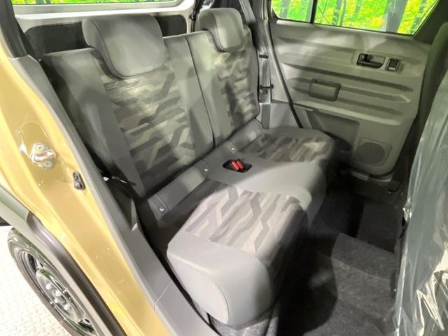 ���i���ȃI���W�i���t���A�}�b�g���I�v�V�����ɂĂ��p�ӂ��Ă���܂��B���D���ȃf�U�C����J���[�����Ԃɍ��킹�đI��ł����������Ƃ��ł��܂���