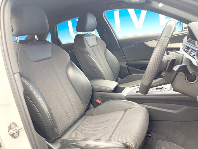 ●S-Line専用ハーフレザーシート:高級感もさることながら、スポーツタイプにふさわしくフィットするシート!そして、車との一体感を演出してくれます!