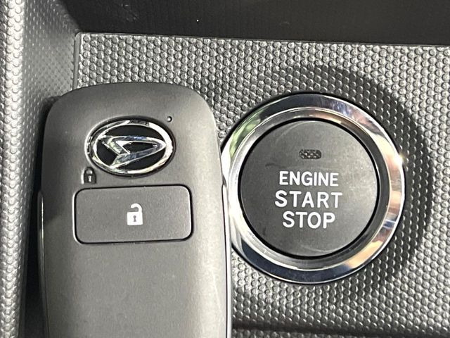 �y�L�[�t���[�V�X�e���z�J�o����|�P�b�g�ɓ��ꂽ�܂܂ł��h�A�̎{���E�������\�ȃX�}�[�g�L�[�𑕔��B�G���W���̃I���E�I�t�����J�M�����o���K�v����������Ƃ��Ă��֗��ł���