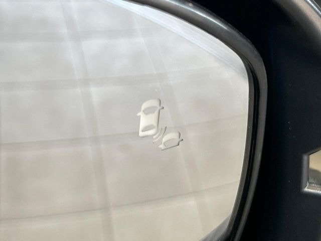 �y�u���C���h�X�|�b�g�C���t�H���[�V�����z���s���A�h�A�~���[�̎��p�ɂȂ�₷���ӏ��Ɍ㑱�Ԃ��ڋ߂���ƃT�C�h�~���[�t�߂Ɍx����\���A�h���C�o�[�ɒ��ӊ��N�����Ă���܂��B