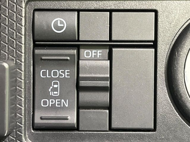 【パワースライドドア】スマートキーや運転席のスイッチでスライドドアの開閉が可能♪電動だから力を入れてドアを開ける必要が無く、小さいお子様でも、重い荷物を持っている時もラクに開け閉めできます♪